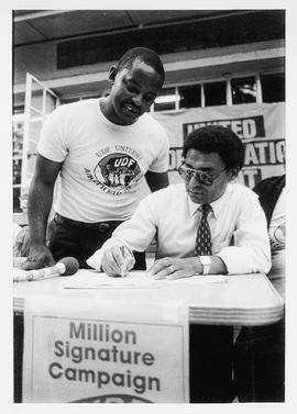 UDF Million Signature Campaign - Terror Lekota and Allan Boesak sign