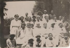 Group. Second row, extreme right: Violet Plaatje?